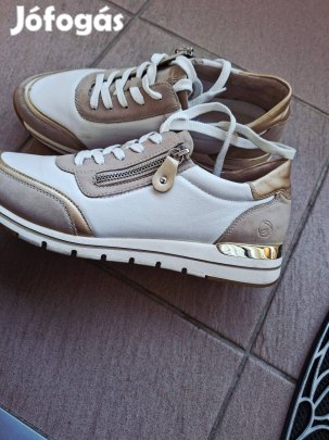 Remonte 40-es tavaszi női bőrcipő