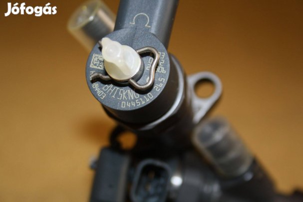 Renault 2.5 DCI Porlasztó 0445110265 0986435170 , 0986435275