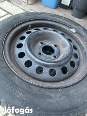 Renault 4x100 lemezfelni gumival