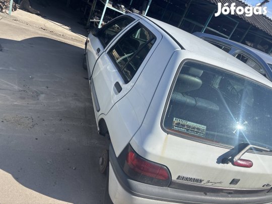 Renault Clio 1 1996 1.1 40kw alkatrérszei eladó