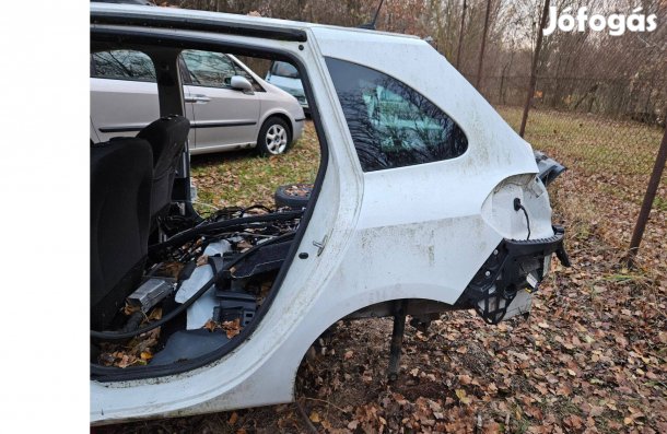 Renault Clio 3 kombi bal hátsó sárvédő negyed