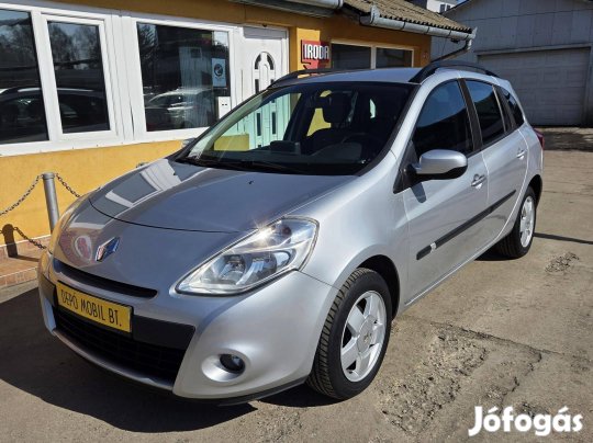 Renault Clio Grandtour 1.2 16V Carminat Tomtom