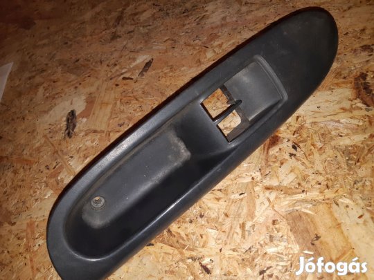 Renault Clio II Bal Első Ajtó Behúzó