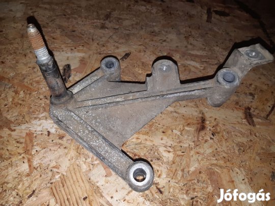 Renault Clio II Bal Motortartó Bak