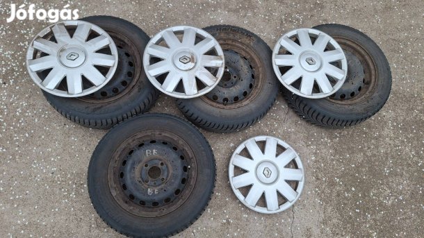 Renault Clio acélfelni téli gumival