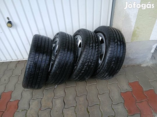 Renault Clio alufelni R15 gumikkal