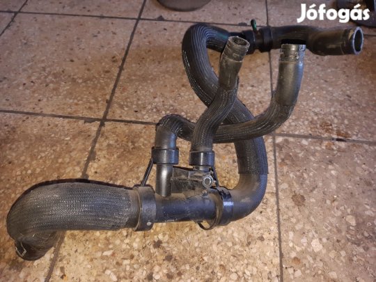 Renault Kadjar Vízcső Elosztó