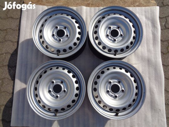 Renault Kangoo lemezfelni 15-ös, 5×108-as osztó újszerűen eladó