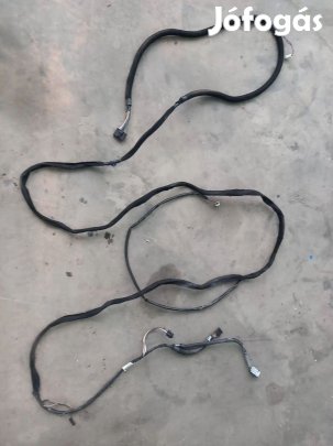 Renault MASTER Opel MOVANO 03- Jobb oldali hátsó raktér kábelköteg 425