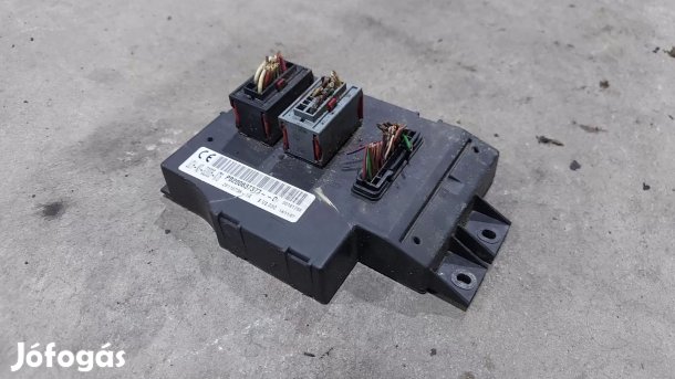 Renault MASTER Opel MOVANO 03- Központi elektronika modul tábla 9527