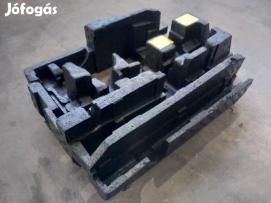 Renault MASTER Opel MOVANO 10- Emelő kulcs vonószem tartó szivacs 7313