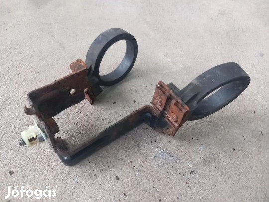 Renault MASTER Opel MOVANO 10- Vízkeringető szivattyú tartó 9702