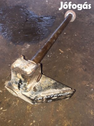 Renault Master 03-10 Bal Első Lengőkar Tartó Konzol