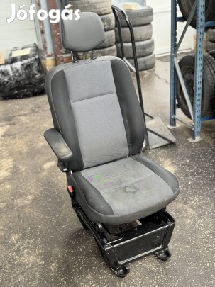 Renault Master 3 vezető ülés