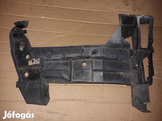 Renault Master Bal Hátsó Lökhárító Tartó