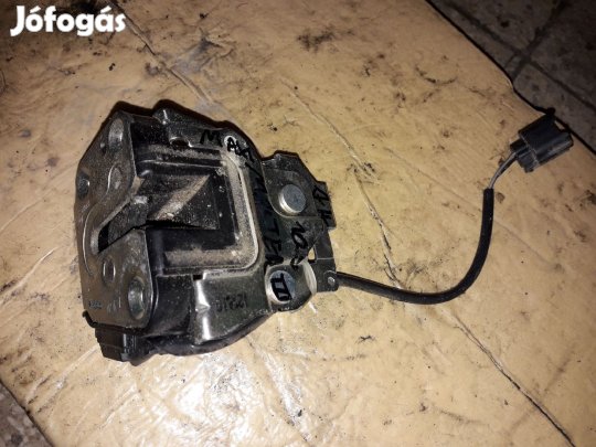 Renault Master III Jobb Csomagtérajtó Zárszerkezet