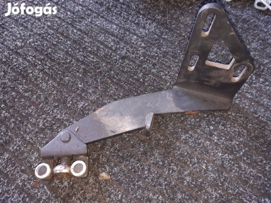 Renault Master Jobb Tolóajtó Alsó Görgő