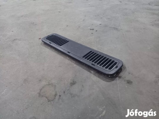 Renault Master Opel MOVANO 10 Raktér hátsó lámpa takaró védő rács 1325