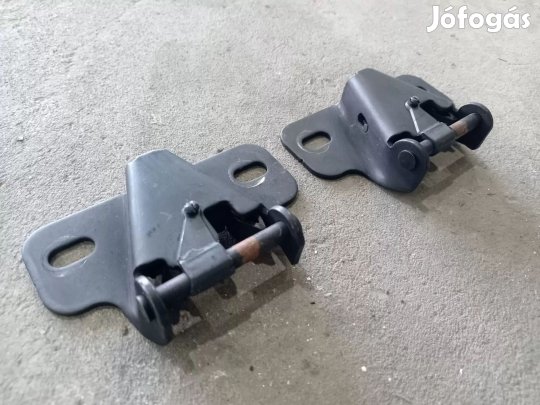 Renault Master Opel MOVANO 10- Hátsó ajtó lévő felső ütköző db 9469