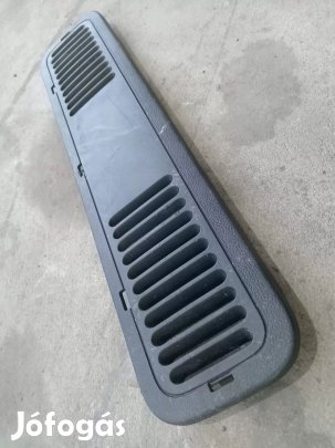 Renault Master Opel MOVANO 10- Raktér hátsó lámpa takaró védő 9435