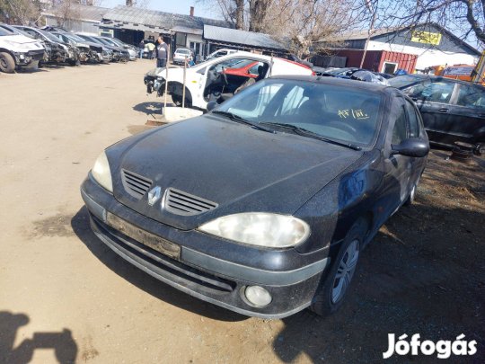 Renault Megane 1/2 1.4 alkatrészei