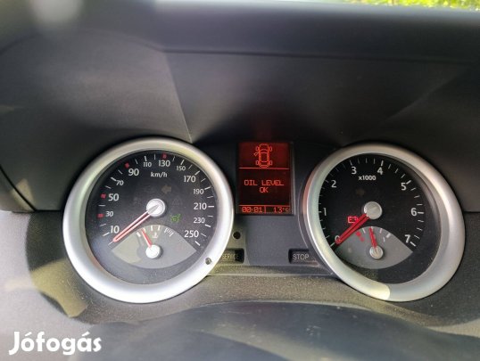 Renault Megane 2 km óra Egyedi, Fullos, Nagykijelzős