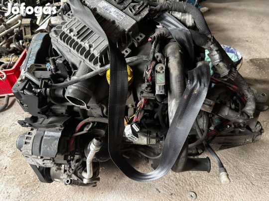Renault Megane Clio Dacia 1.5dCi 110le motor K9K836-kódu 2009-