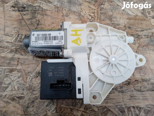 Renault Megane III (2008-2015) Jobb Hátsó Abkakemelő Motor