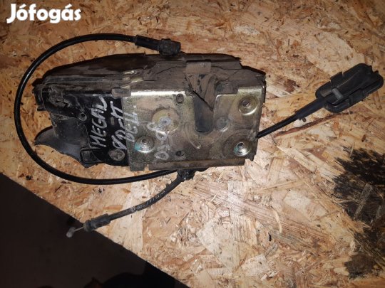 Renault Megane II Bal Első Ablakemelő + Központizár Kapcsoló