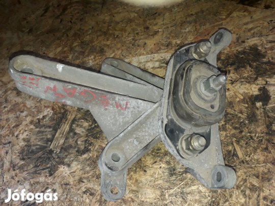 Renault Megane II Motortartó Bak