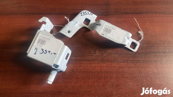 Renault Megane IV. szárnyrögzítés 641343578R eladó