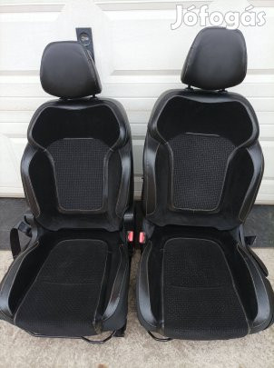 Renault Megane IV első ülés