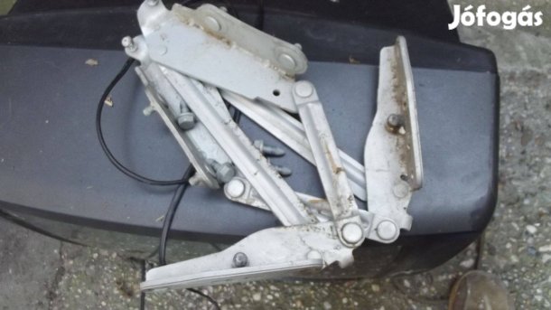 Renault Megane I. Sedan csomagtér zsanérok eladók!