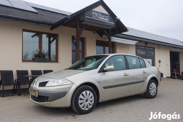 Renault Megane Limousine 1.6 Dynamique Mo-i - V...