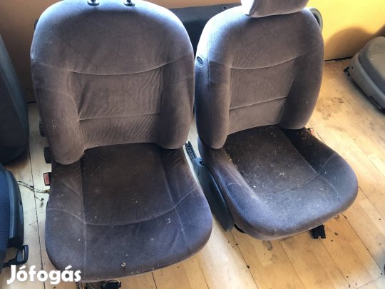 Renault Megane Scenic I 1 ülés belső 