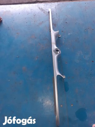 Renault R19 Bajuszléc