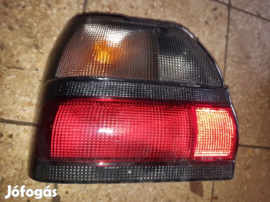 Renault R19 Bal Hátsó Lámpa