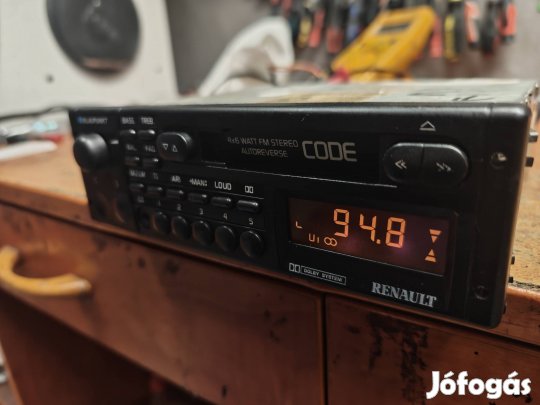 Renault R19 Clio R21 kazettás autórádió Blaupunkt 
