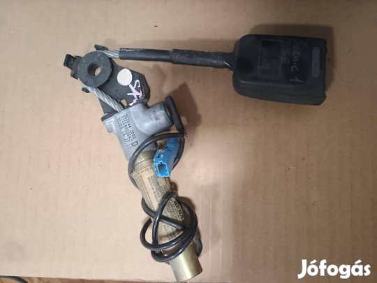 Renault Scenic 1 jobb első övfeszítő 55038-5400
