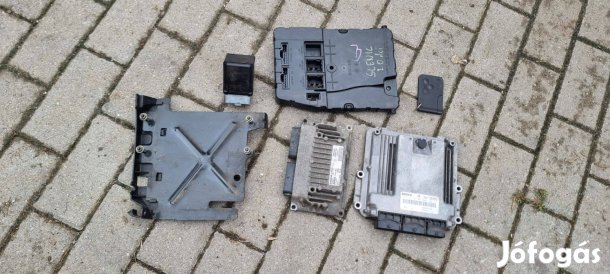 Renault Scenic 2 2.0dCi 150Le automata UCH/computer/indító/kártya szet