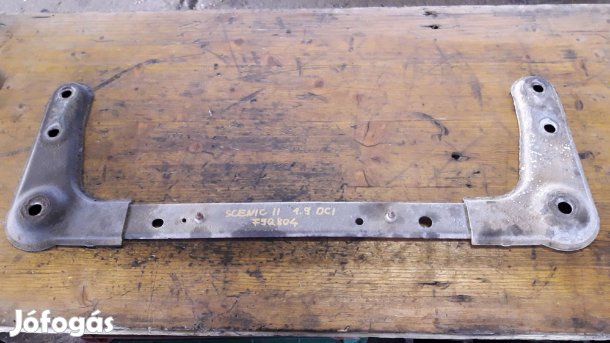 Renault Scenic II Kipufogó Tartó