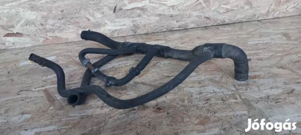 Renault TRAFIC 01-től 1.9 műanyag vízcső cső csonk elosztó NSZ00001738