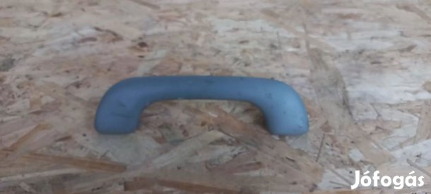 Renault TRAFIC 01-től Fülkébe fülke belső felső kapaszkodó NSZ00001697