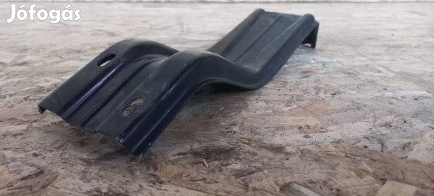 Renault TRAFIC 01-től első homlokfal tartó lemez 1813