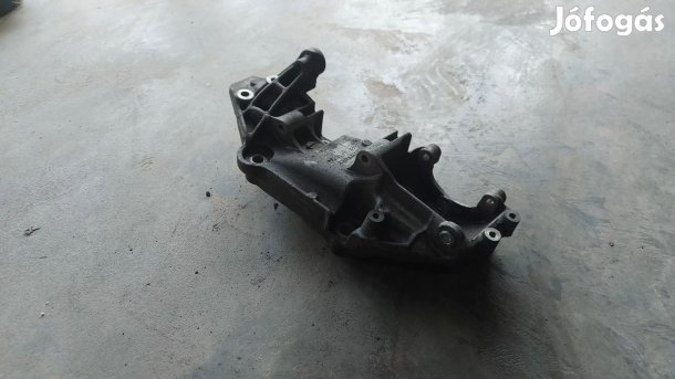 Renault TRAFIC Opel VIVARO 06 Generátor klímakompresszor tartóbak 7334