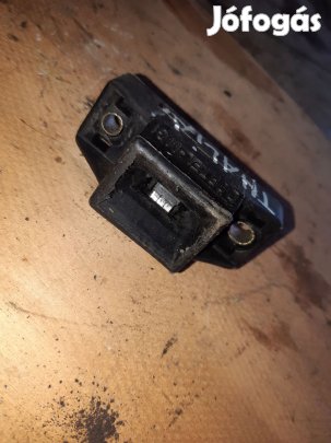 Renault Thalia I Csomagtérajtó Zár Ütköző