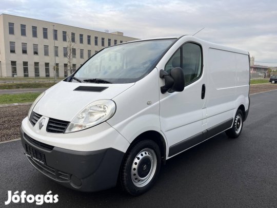 Renault Trafic 2.0 dCi L1H1 Business végig veze...