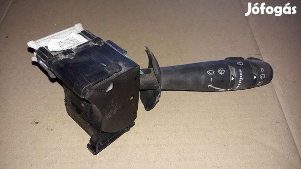 Renault Trafic Ablaktörlő Kapcsoló