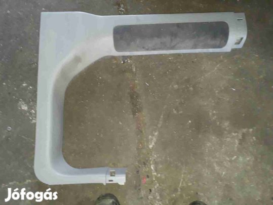 Renault Trafic Bal Hátsó Oldalkárpit