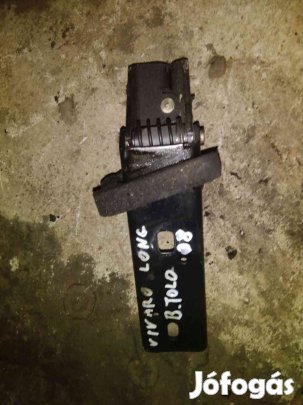 Renault Trafic Bal Tolóajtó Középső Görgő